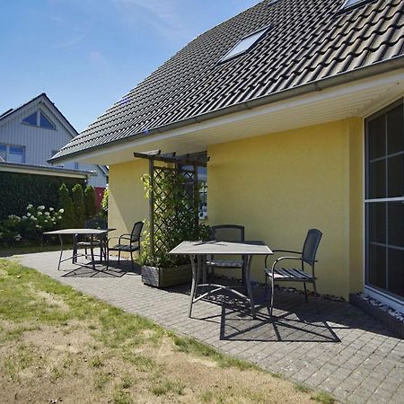 Haus Inselblick: Seaside Retreat with Spa Access Goehren  Exterior photo
